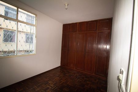 Apartamento à venda com 55m², 2 quartos e 1 vagaQuarto 02