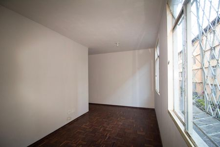 Sala de Estar de apartamento à venda com 2 quartos, 55m² em Carlos Prates, Belo Horizonte