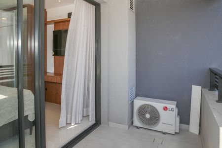 Studio para alugar com 30m², 1 quarto e sem vaga Studio para alugar com 30m², 1 quarto e sem vagaSacada