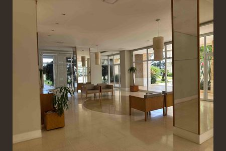 Apartamento para alugar com 144m², 2 quartos e 2 vagas Apartamento para alugar com 144m², 2 quartos e 2 vagasÁrea Comum - Hall