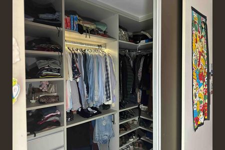Apartamento para alugar com 144m², 2 quartos e 2 vagas Apartamento para alugar com 144m², 2 quartos e 2 vagasSuite Principal - Closet