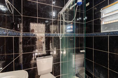 Banheiro de casa para alugar com 1 quarto, 50m² em Jardim Peri, São Paulo
