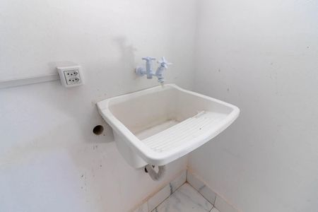Casa para alugar com 50m², 1 quarto e sem vagaSala e Área de Serviço