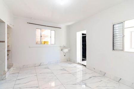 Sala e Área de Serviço de casa para alugar com 1 quarto, 50m² em Jardim Peri, São Paulo