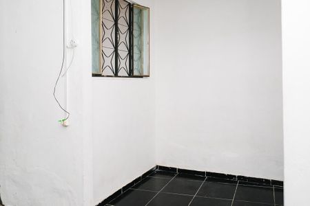 Kitnet/Studio para alugar com 1 quarto, 28m² em Vila Morro Agudo, Nova Iguaçu