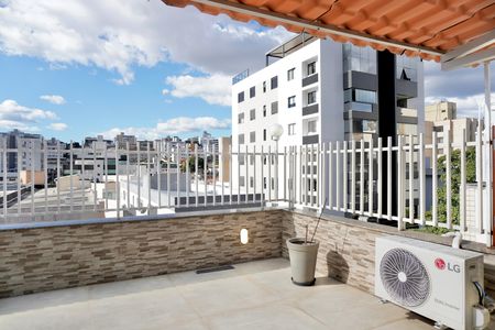 Apartamento à venda com 170m², 4 quartos e 2 vagas Apartamento à venda com 170m², 4 quartos e 2 vagasÁrea da Cobertura