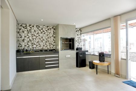 Apartamento à venda com 170m², 4 quartos e 2 vagas Apartamento à venda com 170m², 4 quartos e 2 vagasSala 2 (cobertura)
