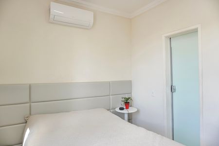 Apartamento à venda com 170m², 4 quartos e 2 vagas Apartamento à venda com 170m², 4 quartos e 2 vagasSuíte