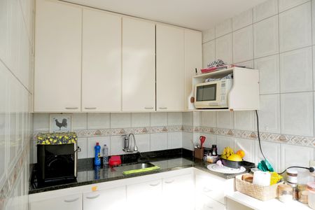 Apartamento à venda com 170m², 4 quartos e 2 vagas Apartamento à venda com 170m², 4 quartos e 2 vagasCozinha