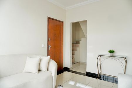 Apartamento à venda com 170m², 4 quartos e 2 vagas Apartamento à venda com 170m², 4 quartos e 2 vagasSala