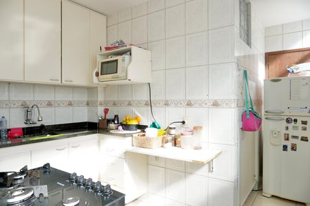 Apartamento à venda com 170m², 4 quartos e 2 vagas Apartamento à venda com 170m², 4 quartos e 2 vagasCozinha