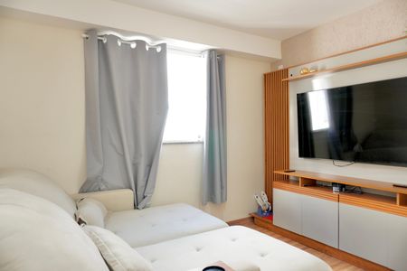Apartamento à venda com 170m², 4 quartos e 2 vagas Apartamento à venda com 170m², 4 quartos e 2 vagasSala de TV (cobertura)