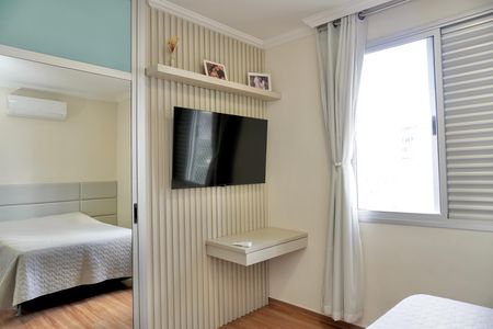 Apartamento à venda com 170m², 4 quartos e 2 vagas Apartamento à venda com 170m², 4 quartos e 2 vagasSuíte