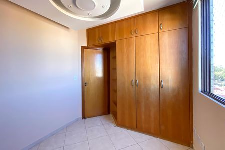 Apartamento à venda com 161m², 3 quartos e 2 vagas Apartamento à venda com 161m², 3 quartos e 2 vagasQuarto 2