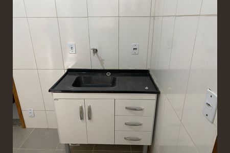 Cozinha de casa para alugar com 1 quarto, 25m² em Cidade Nova, Rio de Janeiro