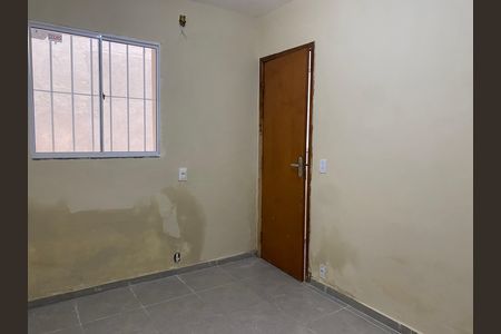 Sala/quarto de casa para alugar com 1 quarto, 25m² em Cidade Nova, Rio de Janeiro