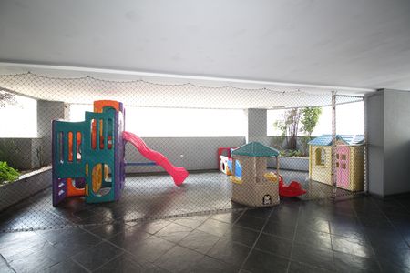 Apartamento à venda com 93m², 3 quartos e 1 vagaÁrea Comum