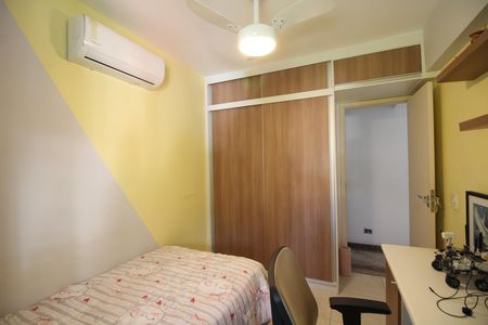 Apartamento à venda com 93m², 3 quartos e 1 vagaQuarto 1