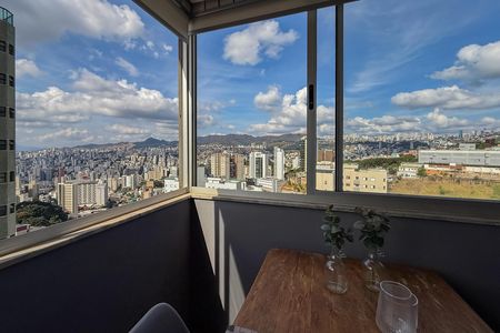 Apartamento à venda com 40m², 1 quarto e 2 vagas