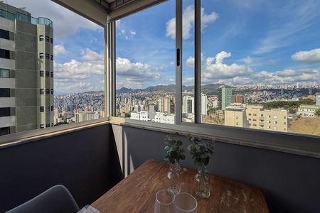 Apartamento à venda com 40m², 1 quarto e 2 vagas