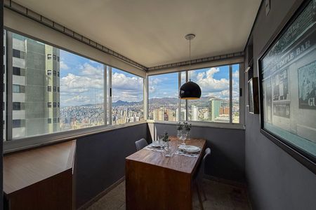 Apartamento à venda com 40m², 1 quarto e 2 vagas