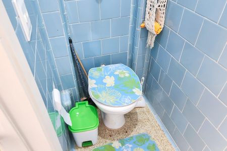Apartamento à venda com 85m², 3 quartos e sem vaga Apartamento à venda com 85m², 3 quartos e sem vagaBanheiro de Serviço