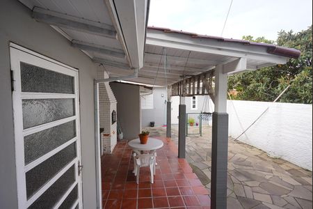 Patio de casa à venda com 3 quartos, 200m² em Vila Joao Pessoa, Porto Alegre