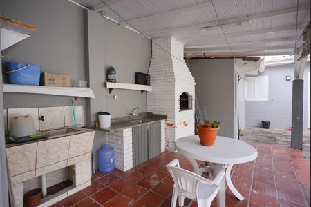Churrasqueira de casa à venda com 3 quartos, 200m² em Vila Joao Pessoa, Porto Alegre