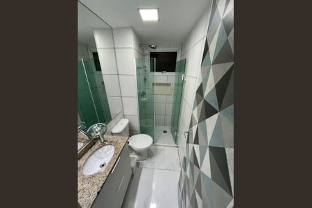 Apartamento à venda com 83m², 2 quartos e 2 vagas Apartamento à venda com 83m², 2 quartos e 2 vagasBanheiro
