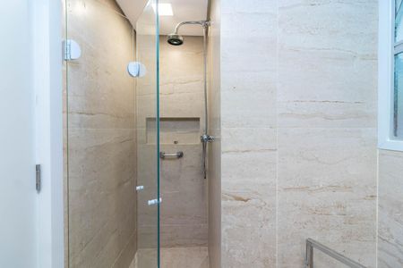 Apartamento à venda com 70m², 3 quartos e 1 vagaBanheiro