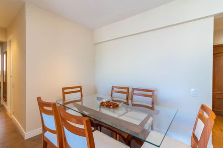 Apartamento à venda com 70m², 3 quartos e 1 vagaSala de Jantar