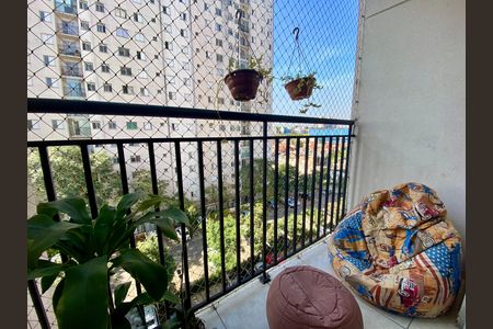 Varanda de apartamento à venda com 3 quartos, 59m² em Jardim Cocaia, Guarulhos