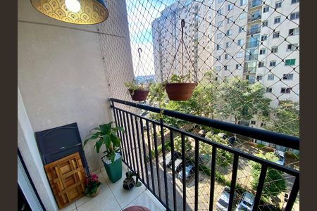 Apartamento à venda com 59m², 3 quartos e 1 vaga Apartamento à venda com 59m², 3 quartos e 1 vagaVaranda