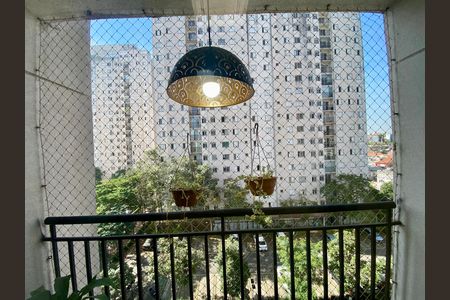 Varanda de apartamento à venda com 3 quartos, 59m² em Jardim Cocaia, Guarulhos