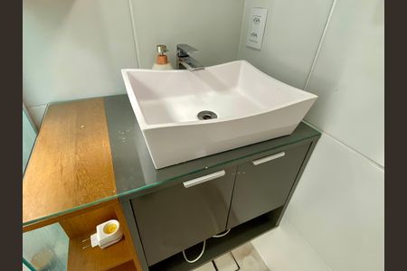 Apartamento à venda com 59m², 3 quartos e 1 vaga Apartamento à venda com 59m², 3 quartos e 1 vagaBanheiro 1
