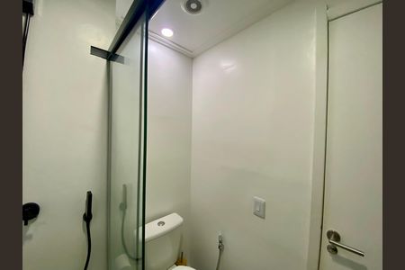 Apartamento à venda com 59m², 3 quartos e 1 vaga Apartamento à venda com 59m², 3 quartos e 1 vagaBanheiro 2