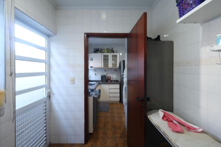 Casa à venda com 350m², 3 quartos e 3 vagas Casa à venda com 350m², 3 quartos e 3 vagasÁrea de Serviço