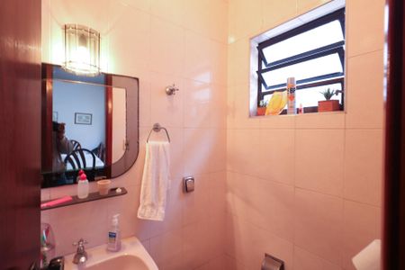 Casa à venda com 350m², 3 quartos e 3 vagas Casa à venda com 350m², 3 quartos e 3 vagasCasa 2