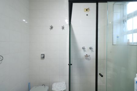 Casa à venda com 350m², 3 quartos e 3 vagas Casa à venda com 350m², 3 quartos e 3 vagasBanheiro Social