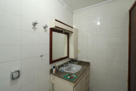 Casa à venda com 350m², 3 quartos e 3 vagas Casa à venda com 350m², 3 quartos e 3 vagasBanheiro da Suíte