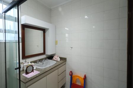 Casa à venda com 350m², 3 quartos e 3 vagas Casa à venda com 350m², 3 quartos e 3 vagasBanheiro Social