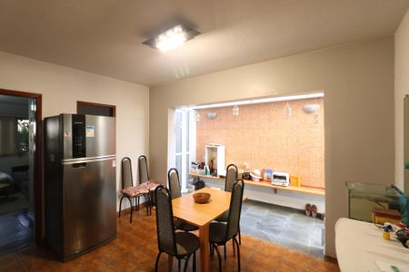 Casa à venda com 350m², 3 quartos e 3 vagas Casa à venda com 350m², 3 quartos e 3 vagasSala de Jantar