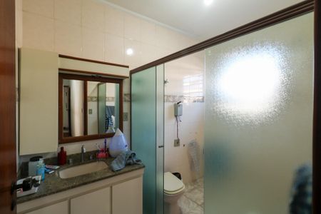 Casa à venda com 350m², 3 quartos e 3 vagas Casa à venda com 350m², 3 quartos e 3 vagasCasa 2