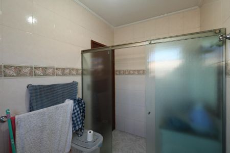 Casa à venda com 350m², 3 quartos e 3 vagas Casa à venda com 350m², 3 quartos e 3 vagasCasa 2
