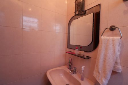 Casa à venda com 350m², 3 quartos e 3 vagas Casa à venda com 350m², 3 quartos e 3 vagasCasa 2