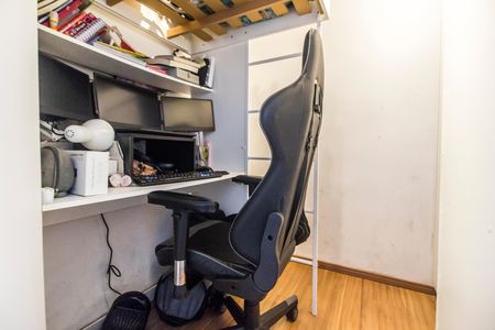 Apartamento à venda com 43m², 1 quarto e 1 vaga Apartamento à venda com 43m², 1 quarto e 1 vagaEscritório