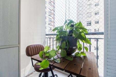 Apartamento à venda com 43m², 1 quarto e 1 vaga Apartamento à venda com 43m², 1 quarto e 1 vagaVaranda