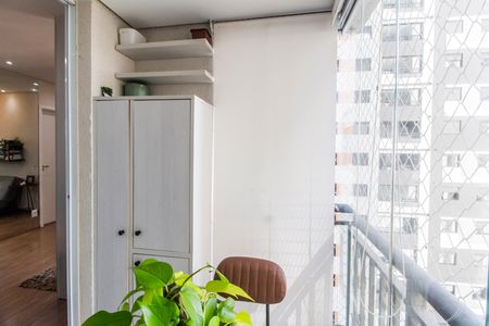 Apartamento à venda com 43m², 1 quarto e 1 vaga Apartamento à venda com 43m², 1 quarto e 1 vagaVaranda