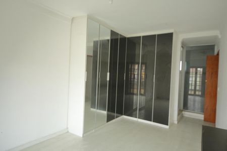 Casa para alugar com 177m², 3 quartos e 3 vagasSuíte 