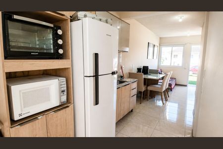Cozinha de casa para alugar com 2 quartos, 60m² em Fazenda esperança, Cachoeirinha